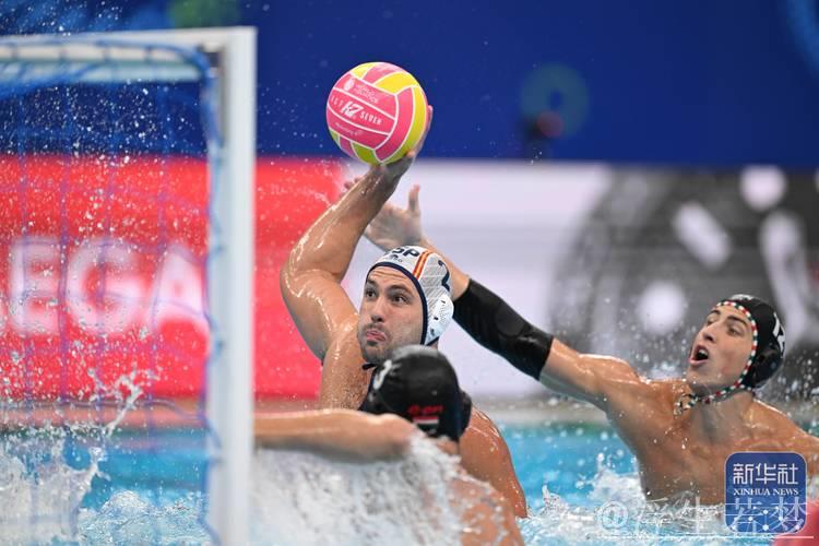 西班牙队末节翻盘问鼎男子水球冠军